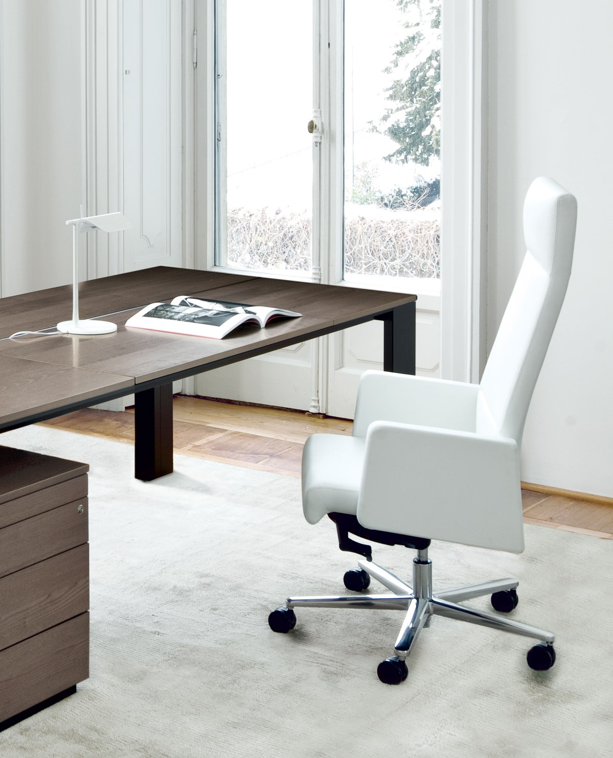 Max - Executive Chair