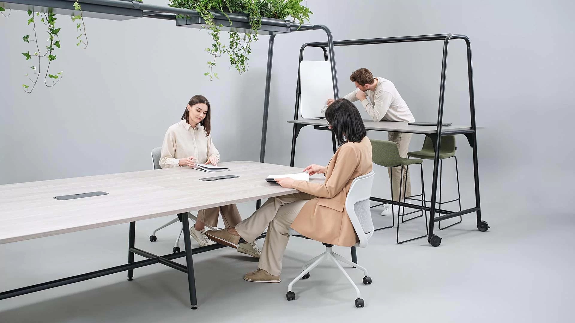 Round Multipurpose Table