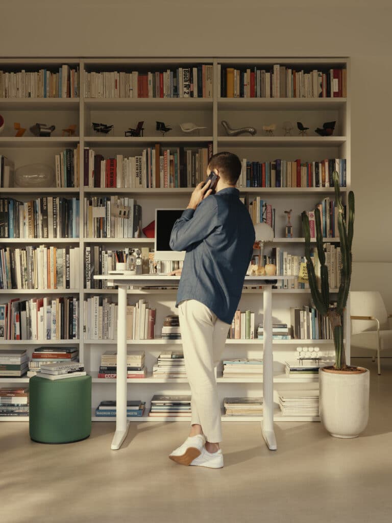 Thumbnail for 7 tips on creating a productive home office space.